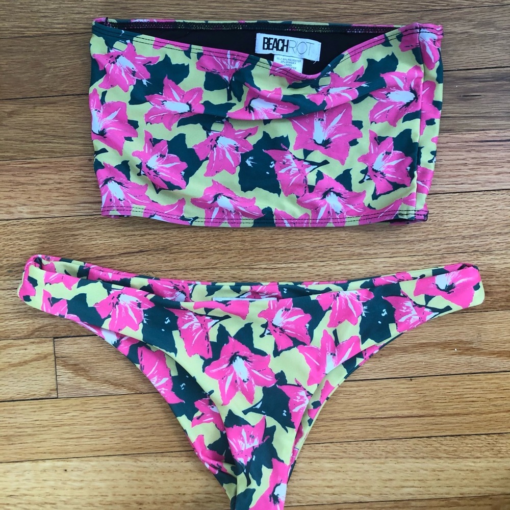 Beach Riot strapless bathing suit